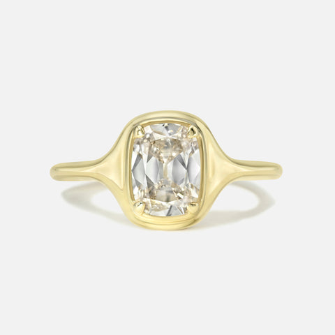 Cushion Skinny Signet Ring