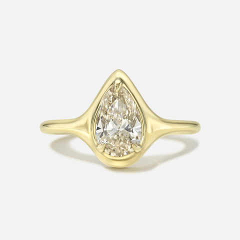 Pear Skinny Signet Ring